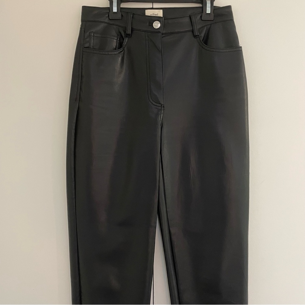 Aritzia: Melina cropped leather pants